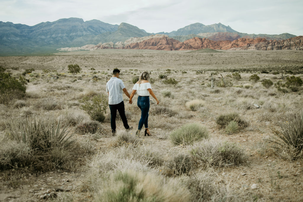 engagement photos in red rock
