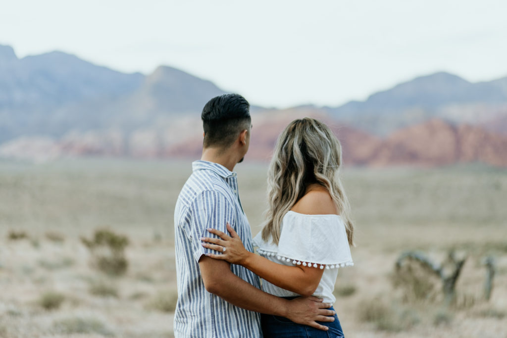 red rock engagement photographer
